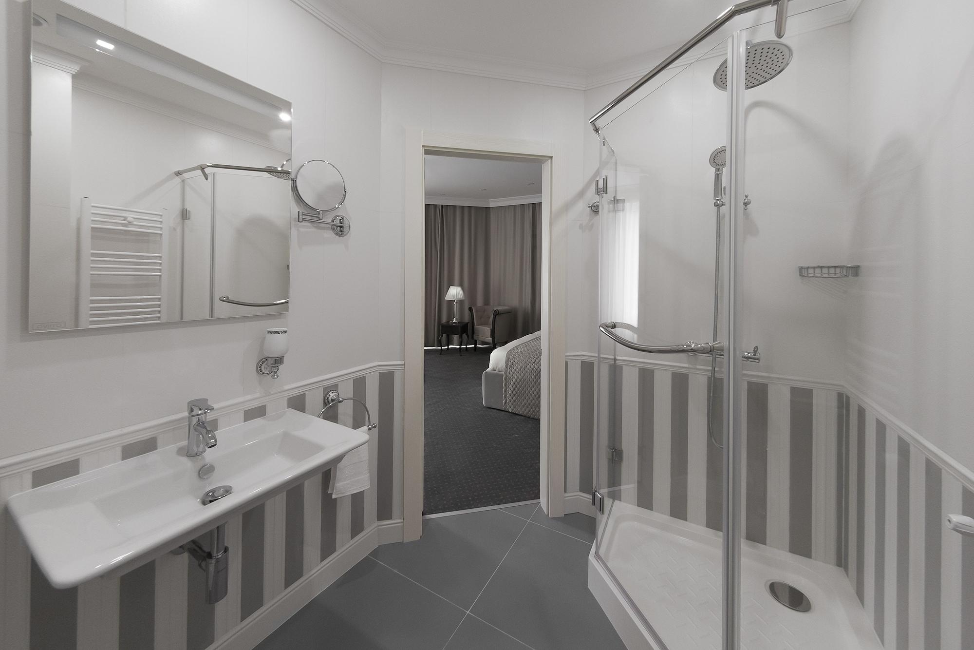 London Boutique Hotel Kisinyov Kültér fotó